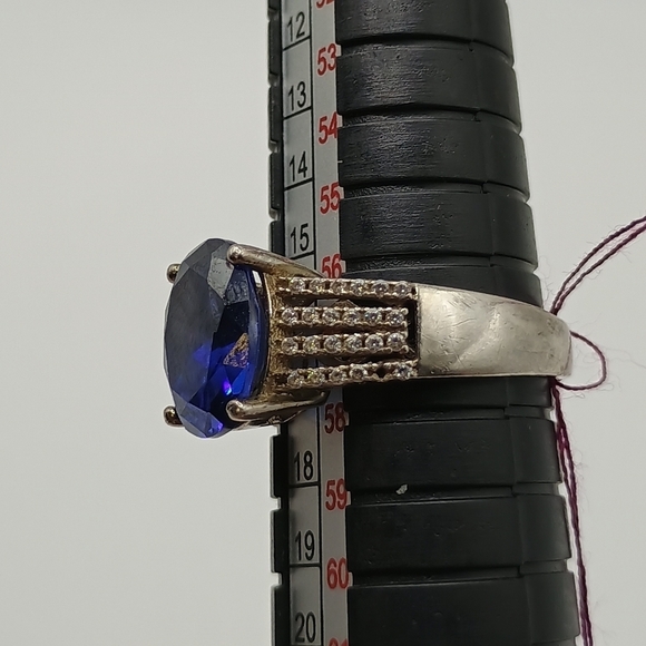 Sterling Silver and Blue Gemstone Ring Size 8 - Picture 5 of 5